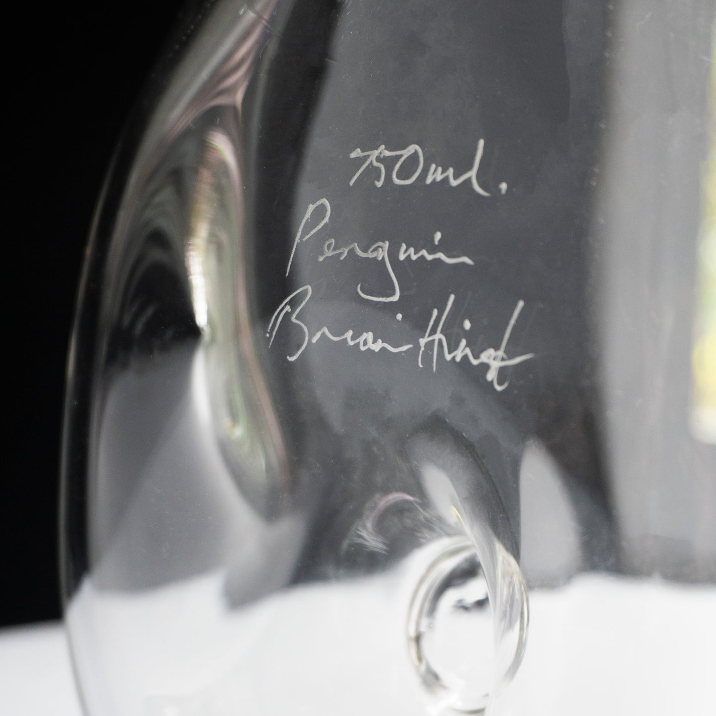 Brian Hirst Decanter Penguin 750ml